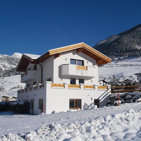 Apart Bauernhof ,,Becka Hof'' Hintertux Ngoại thất bức ảnh